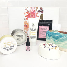 Load image into Gallery viewer, Pamper Pack - Shower

